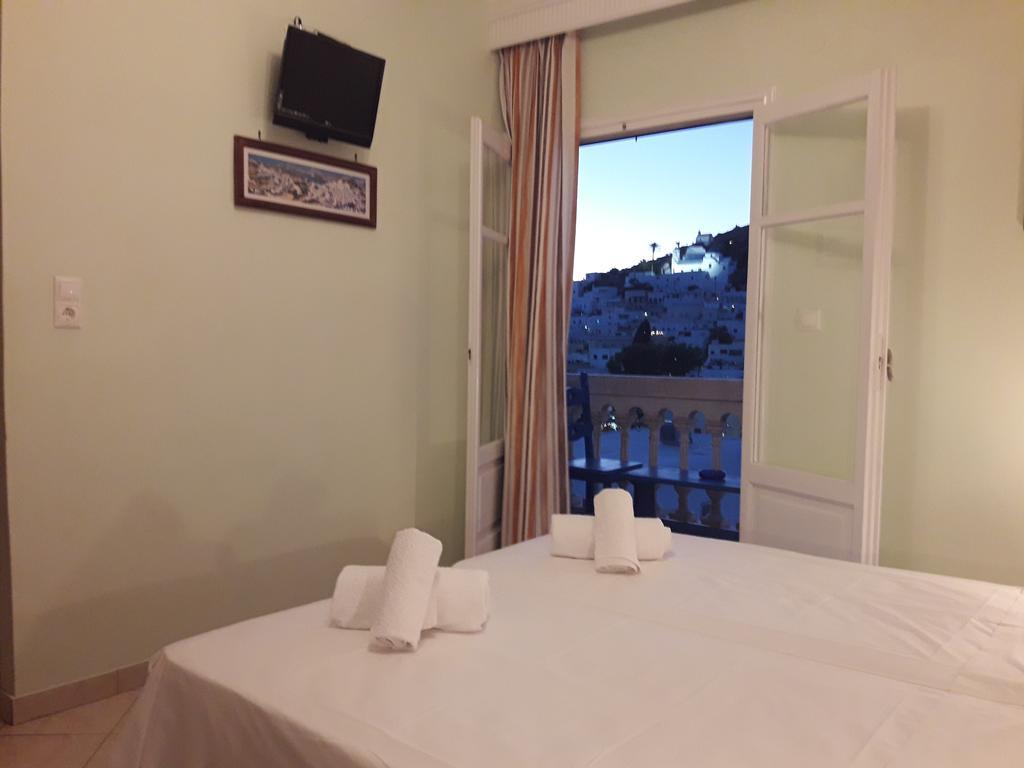 Παρθενών Ξενοδοχείο Ίος Εξωτερικό φωτογραφία